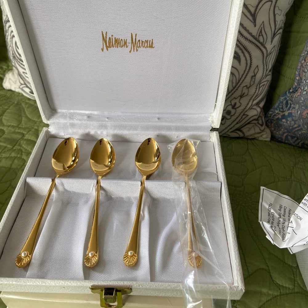 Appetizer spoons